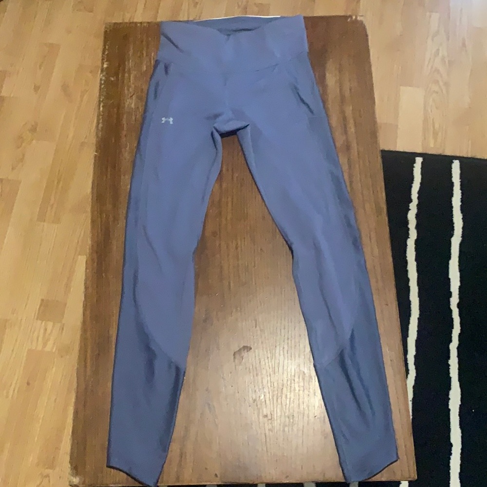 The colour is kind of a blueish purple. Very comfortable